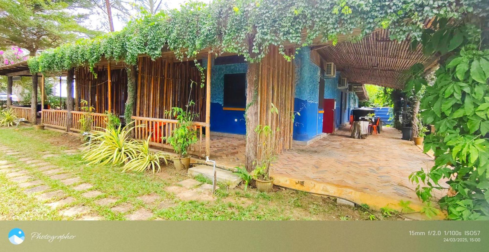 Tanjung Inn Куантан Экстерьер фото