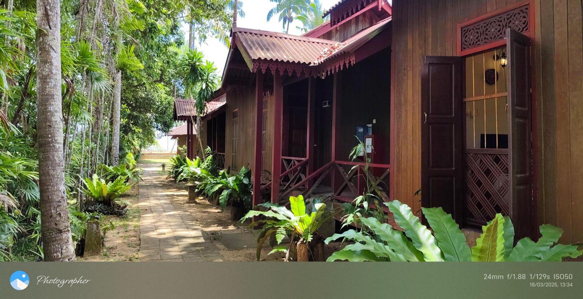 Tanjung Inn Куантан Экстерьер фото